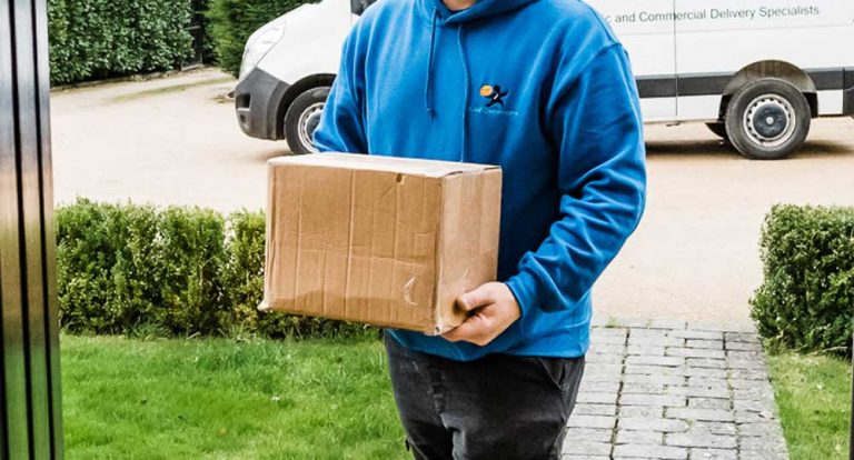 Courier Service for individuals and business delivery